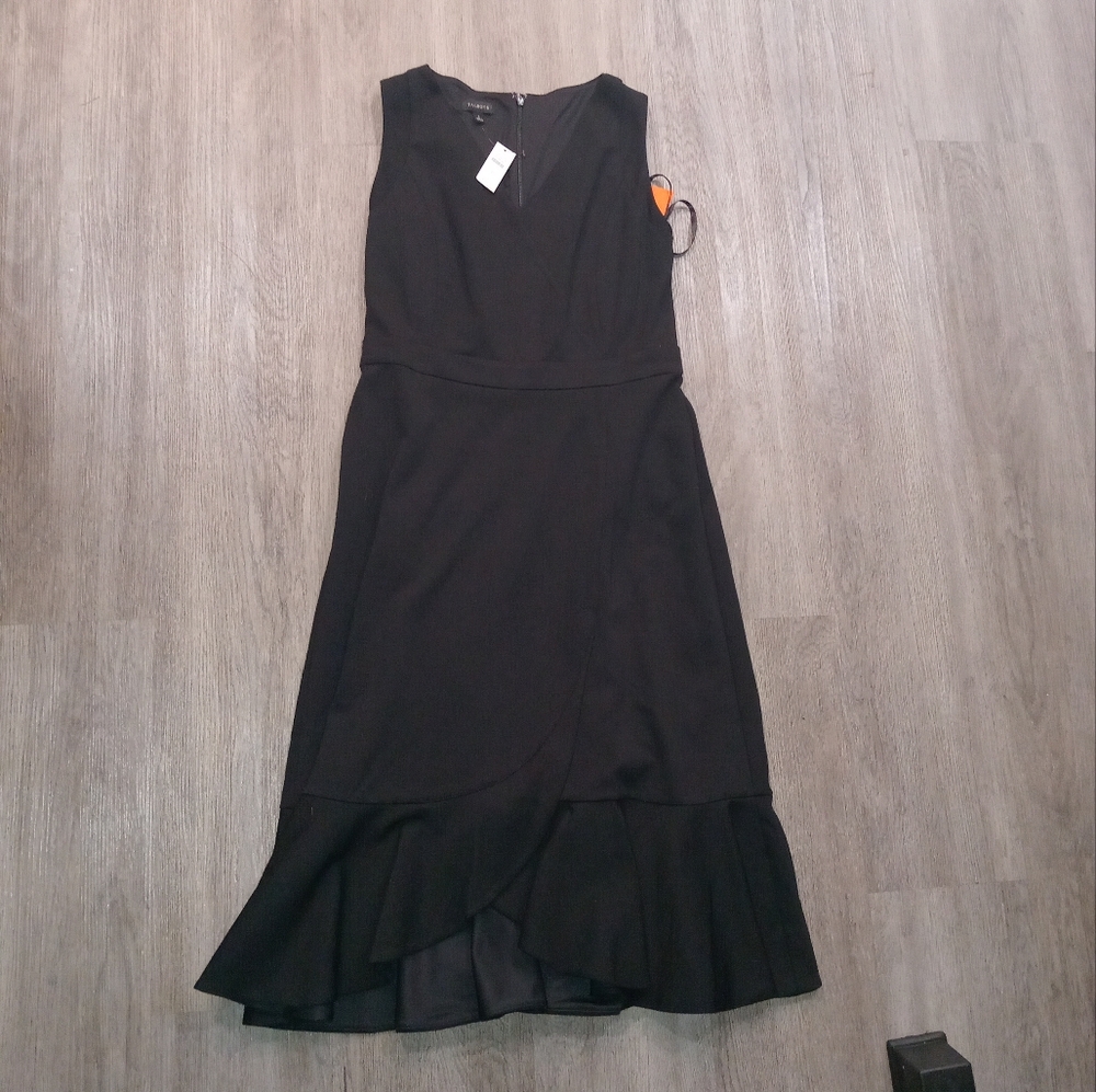 Elegant Black Sleeveless Dress